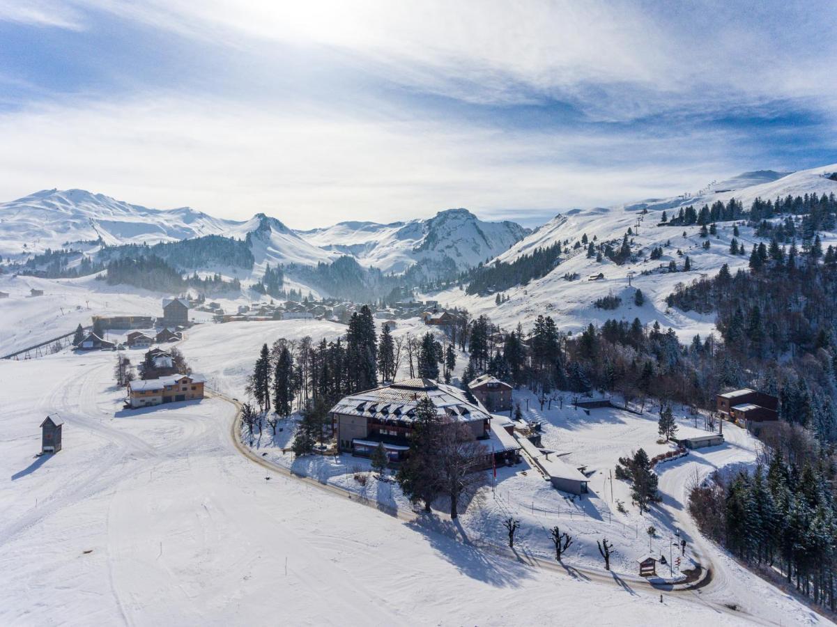 Gaestehaus By Stoos Hotels Екстер'єр фото